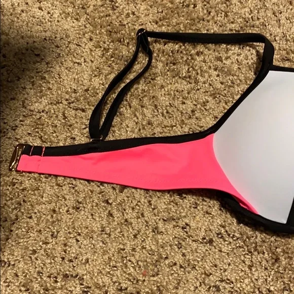 Victoria’s Secret Swimsuit top - 34D - Picture 2 of 5